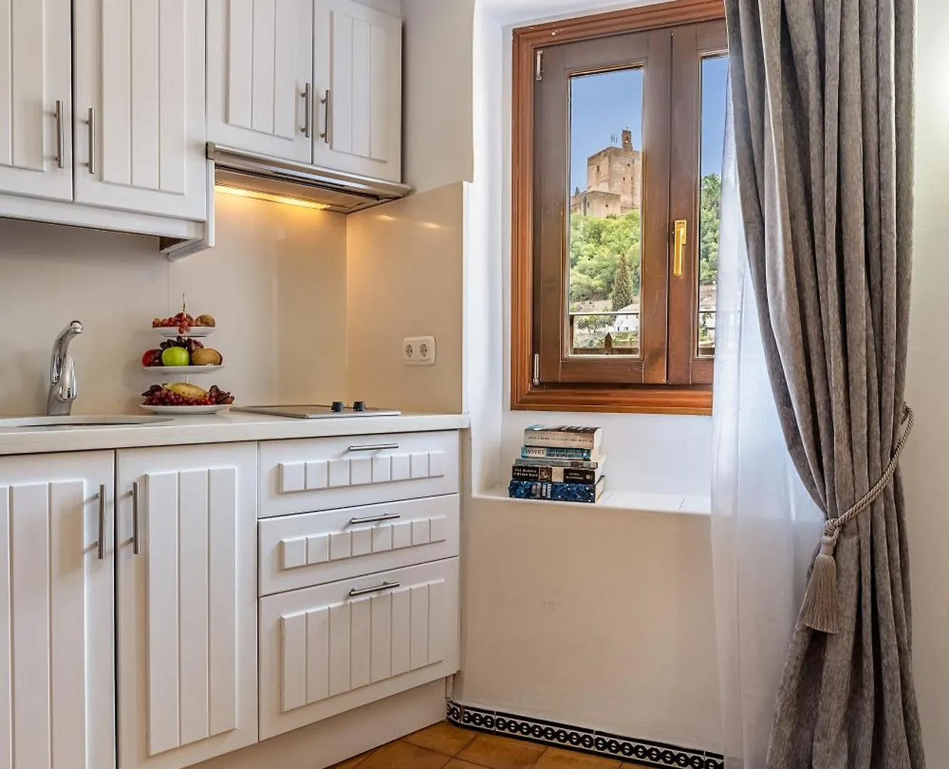 Adanar-Apartamentos Muralla Ziri Granada Apartment