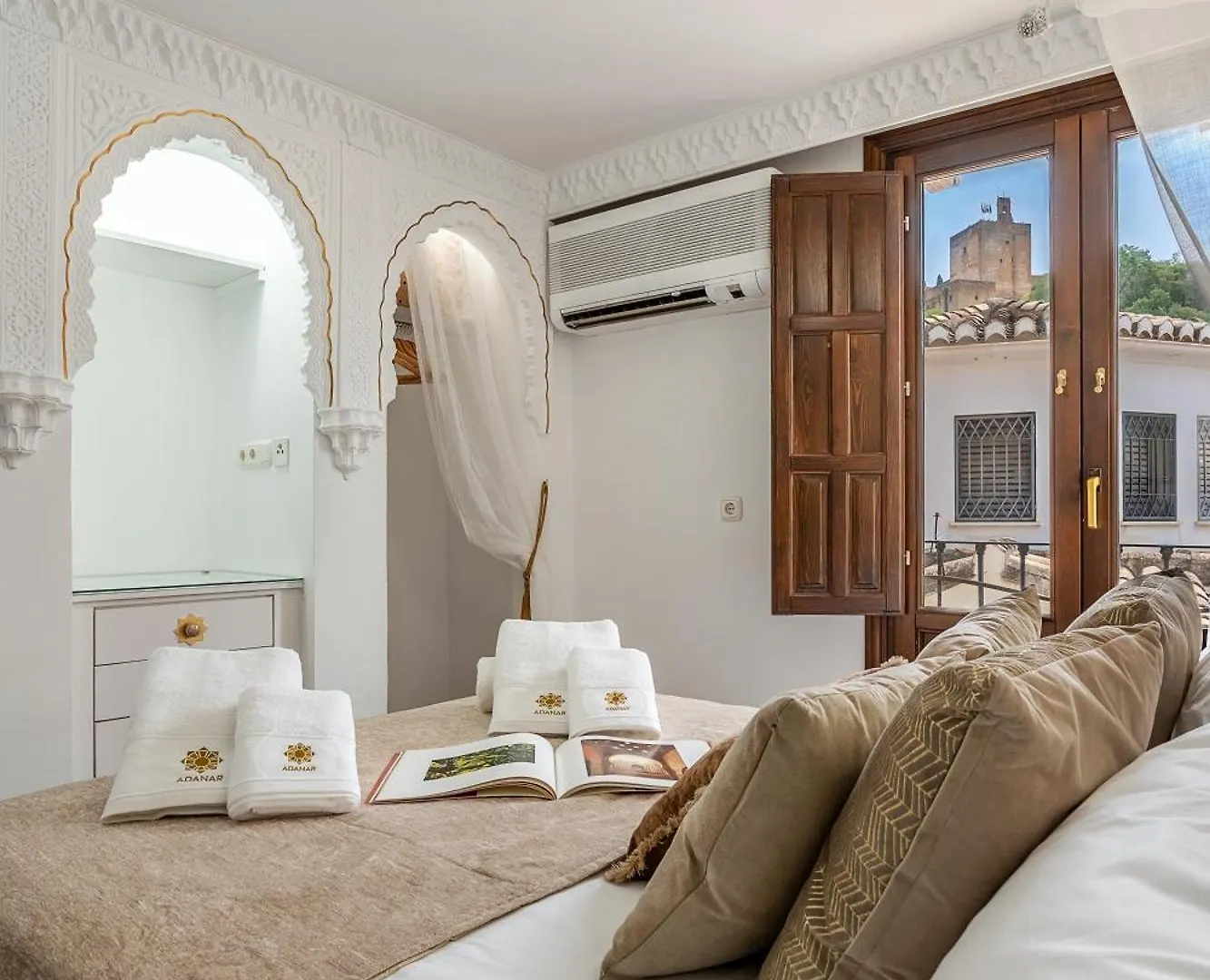 Apartment Adanar-Apartamentos Muralla Ziri Granada