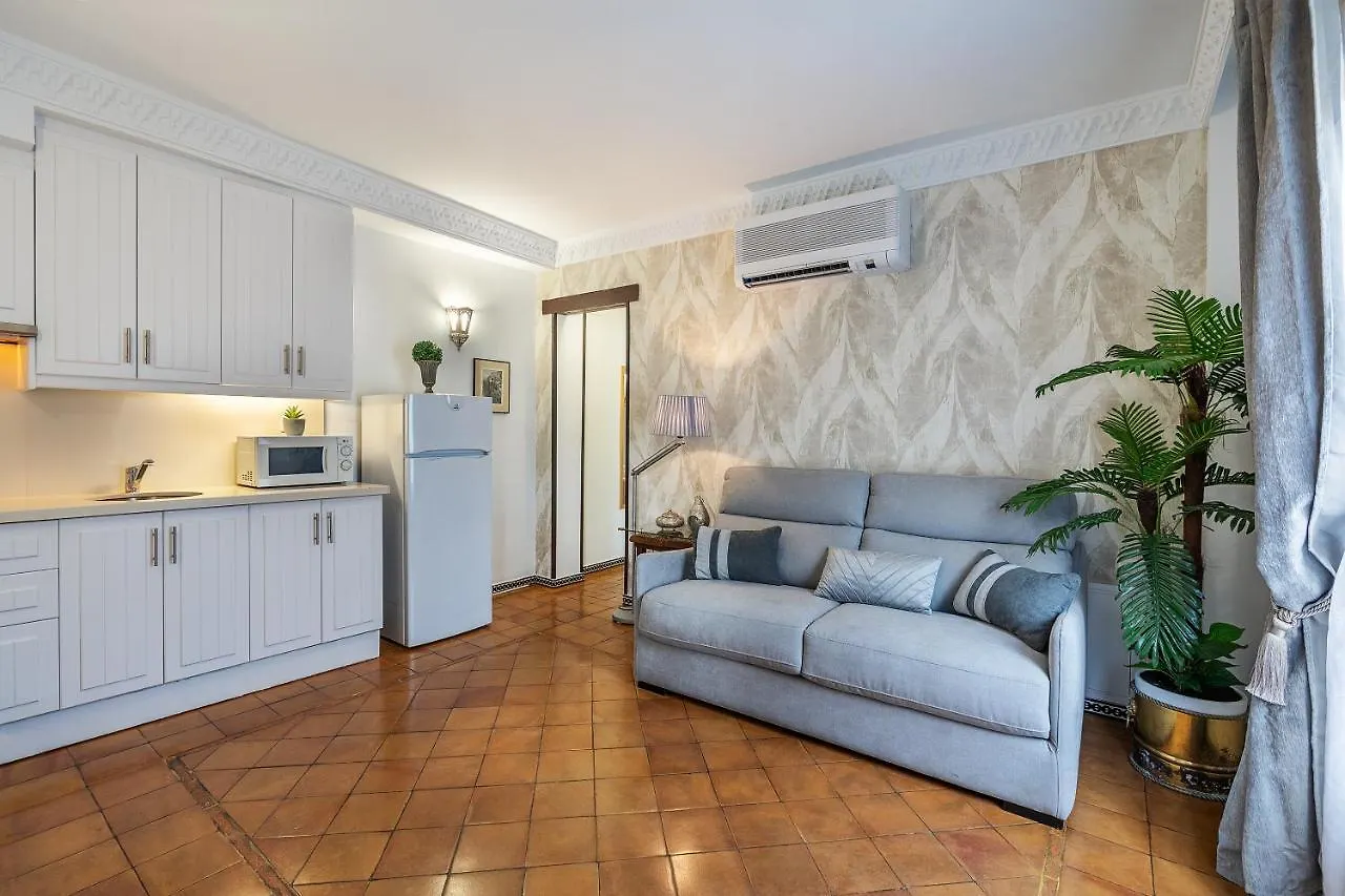 Adanar-Apartamentos Muralla Ziri Granada Apartment